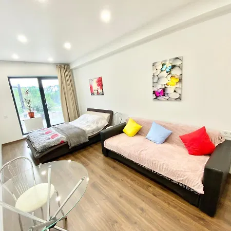 Ванильное Пространство Apartment Odesa